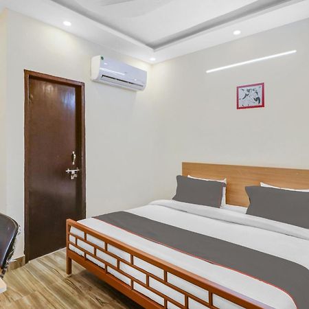 Super Capital O Moody Inn Delhi  Exterior foto