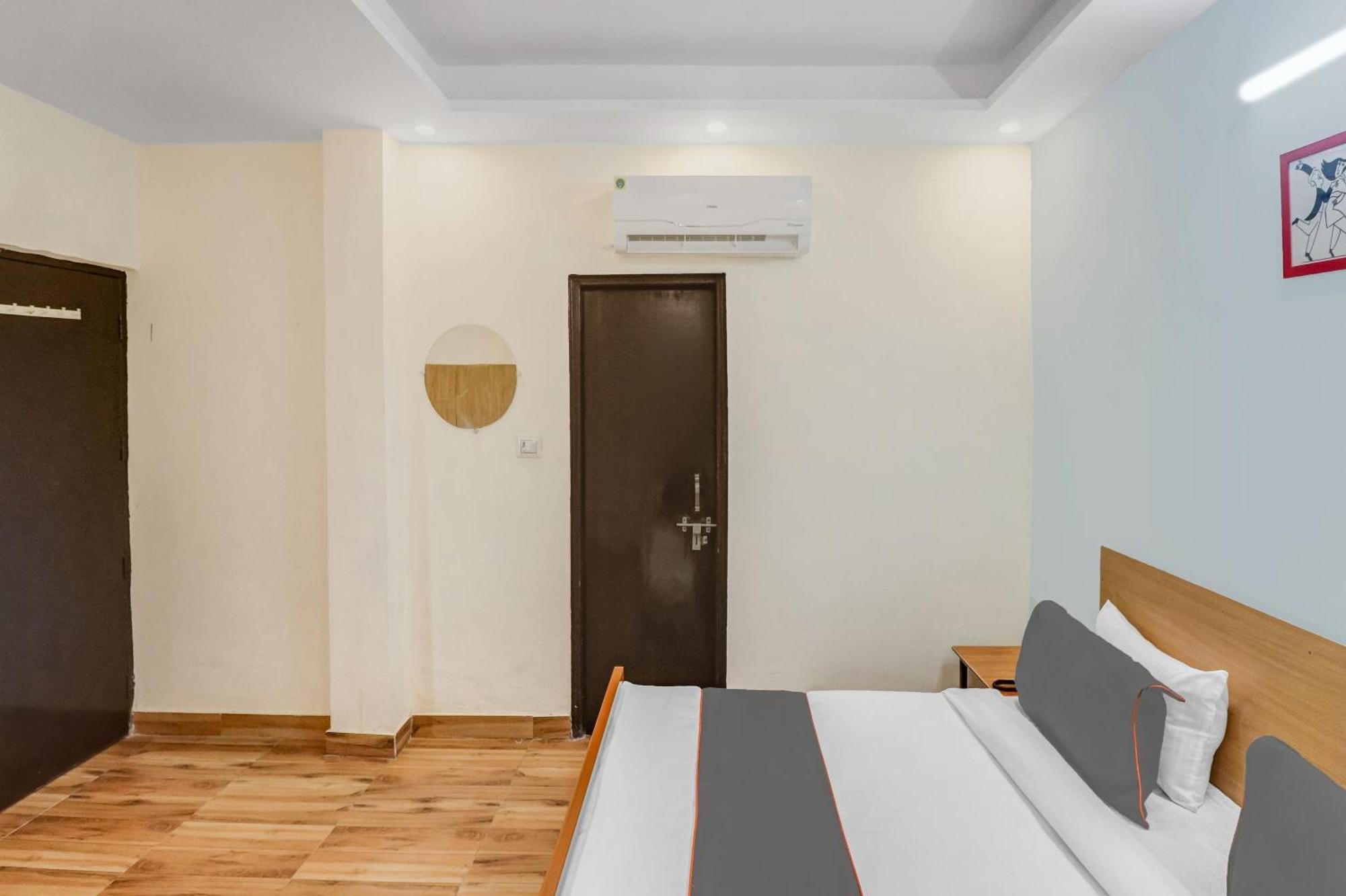 Super Capital O Moody Inn Delhi  Exterior foto